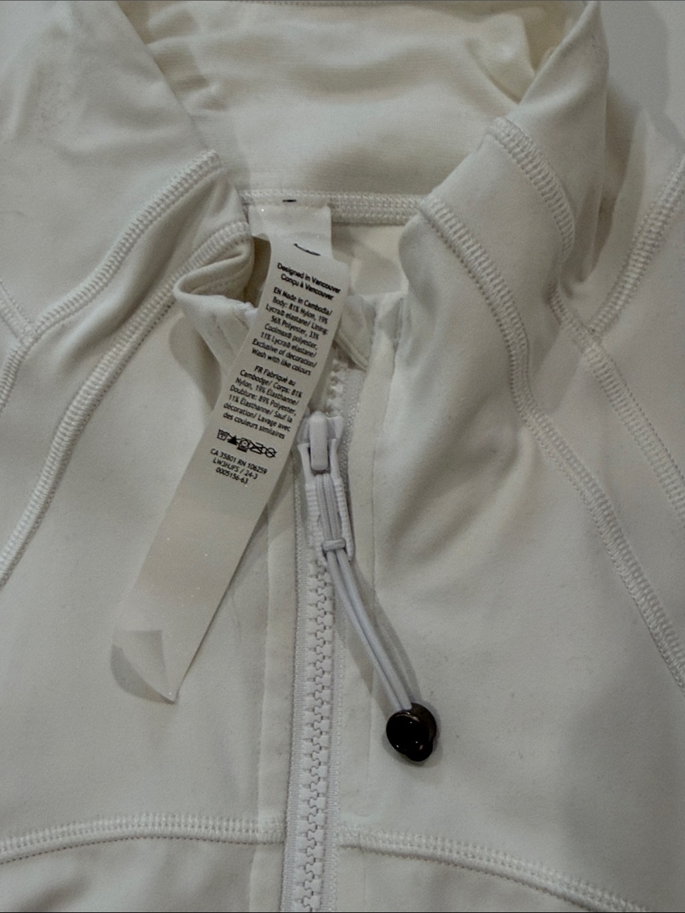 lululemon athletica cropped White c-Zip Women's Jacket - Picture 4 of 6
